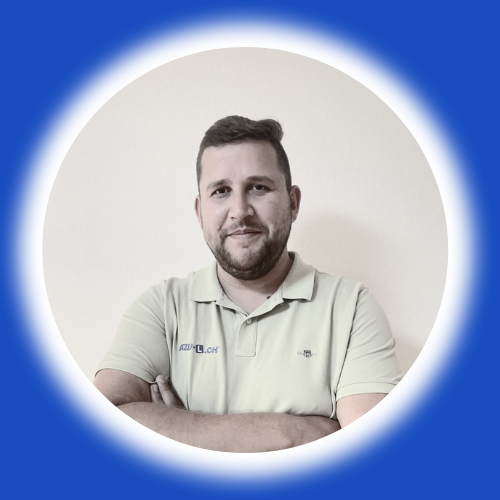 Denis, instructeur en formation chez AZUL Auto-École à Lausanne